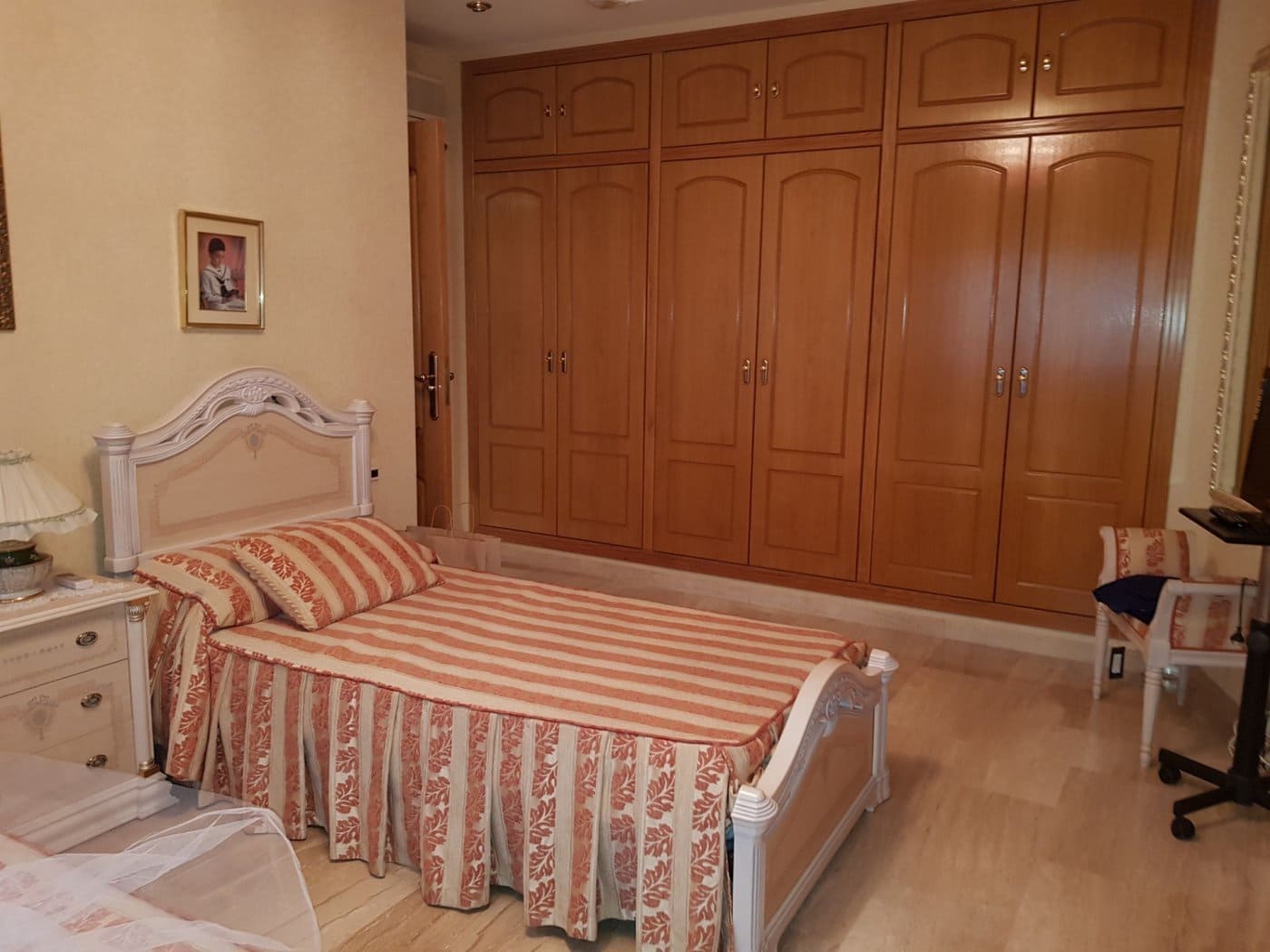 5 soveværelse Rækkehus til salg i Albaida med garage - € 550.000 (Ref: 6198513)