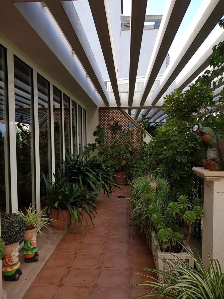 5 soveværelse Rækkehus til salg i Albaida med garage - € 550.000 (Ref: 6198513)