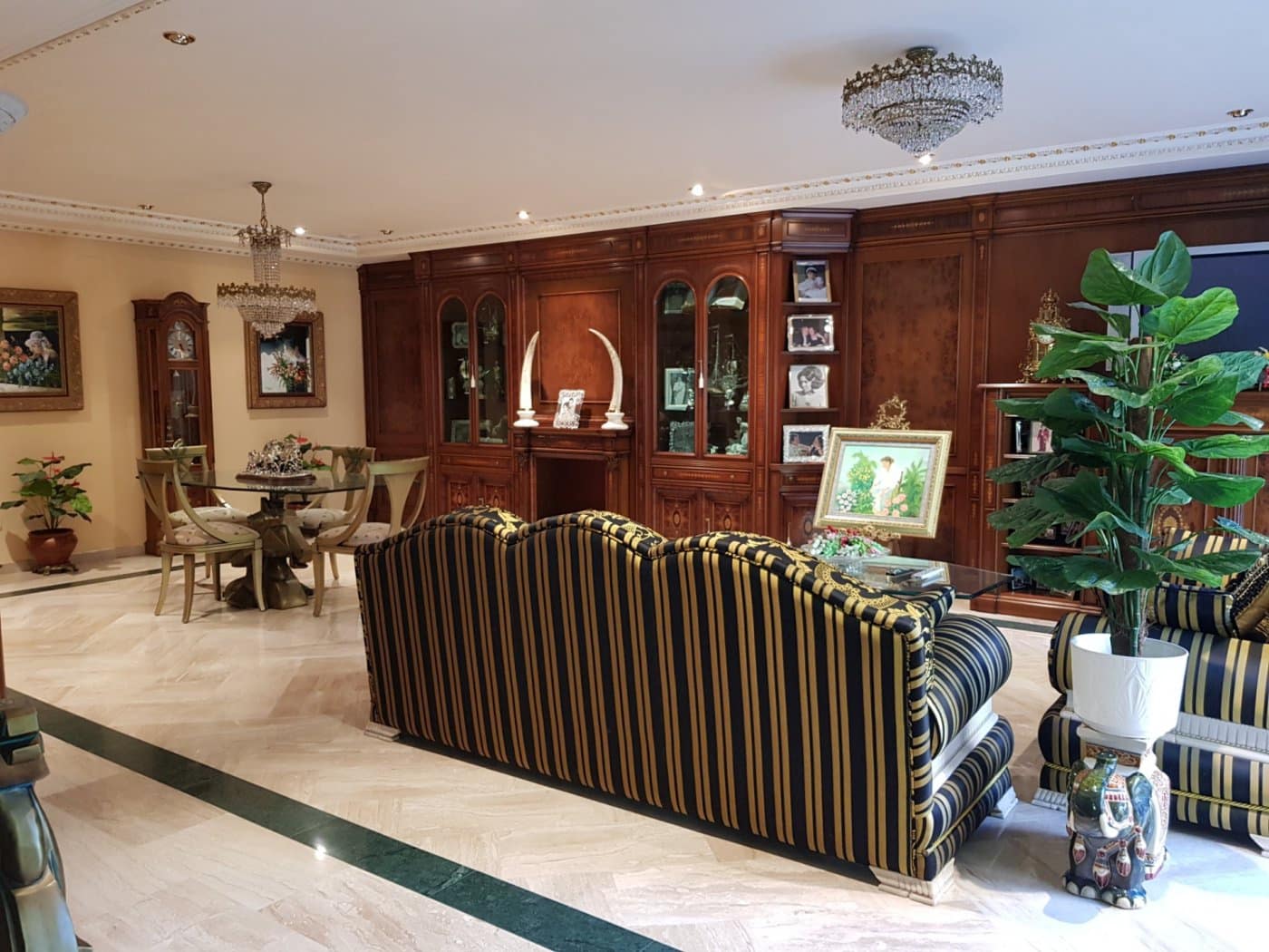 5 soveværelse Rækkehus til salg i Albaida med garage - € 550.000 (Ref: 6198513)