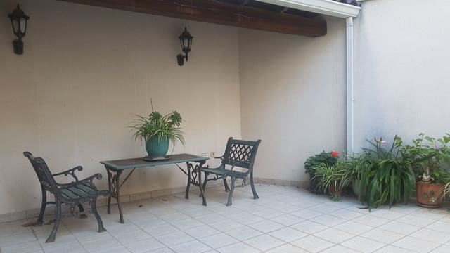 5 makuuhuone Rivitalo myytävänä paikassa Albaida mukana 
autotalli - 550 000 € (Ref: 6198513)