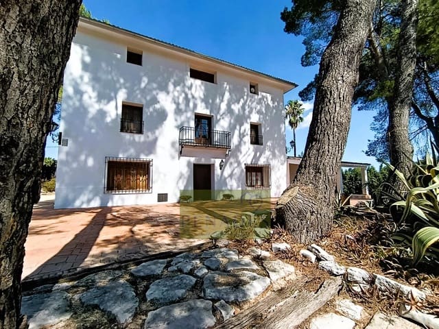 7 makuuhuone Huvila myytävänä paikassa Ontinyent - 650 000 € (Ref: 6198520)