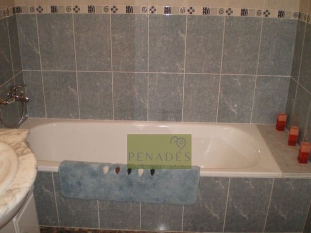 3 bedroom Flat for sale in Agullent with garage - € 130,000 (Ref: 6745874)