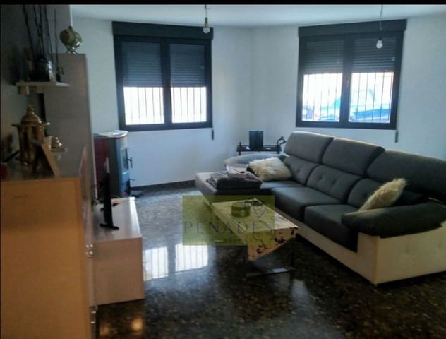 3 bedroom Flat for sale in Agullent with garage - € 130,000 (Ref: 6745874)