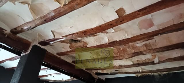 Building Plot for sale in Ontinyent - € 80,000 (Ref: 6755071)