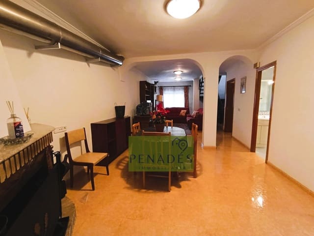 Adosado de 5 habitaciones en Albaida en venta - 150.000 € (Ref: 6771746)