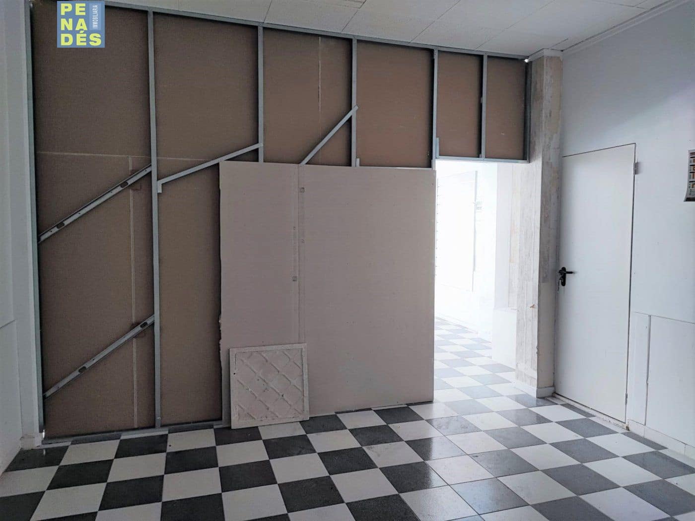 Gewerbe zu vermieten in Ontinyent - 300 € (Ref: 6856333)