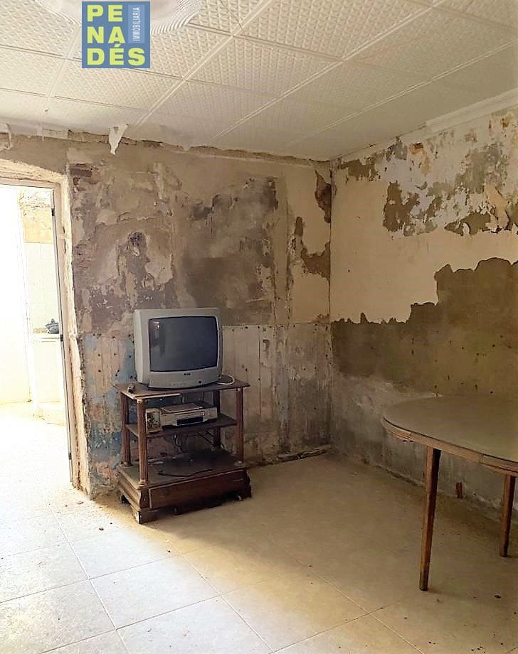 3 soveværelse Byhus til salg i Agullent - € 45.000 (Ref: 7004219)