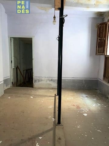 6 soveværelse Byhus til salg i Agullent - € 40.000 (Ref: 7004220)