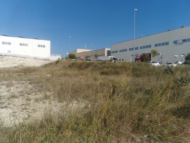 Grunde uden byggetilladelser til salg i Ontinyent - € 210.000 (Ref: 7388295)