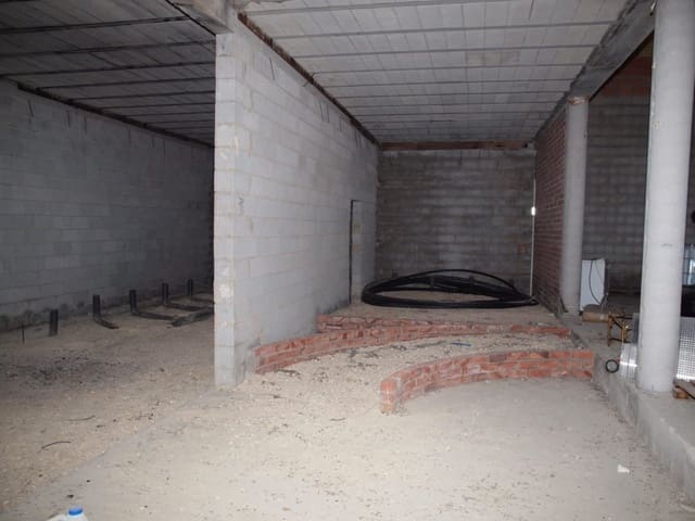 Empresa para venda em Bèlgida - 385 000 € (Ref: 7818788)