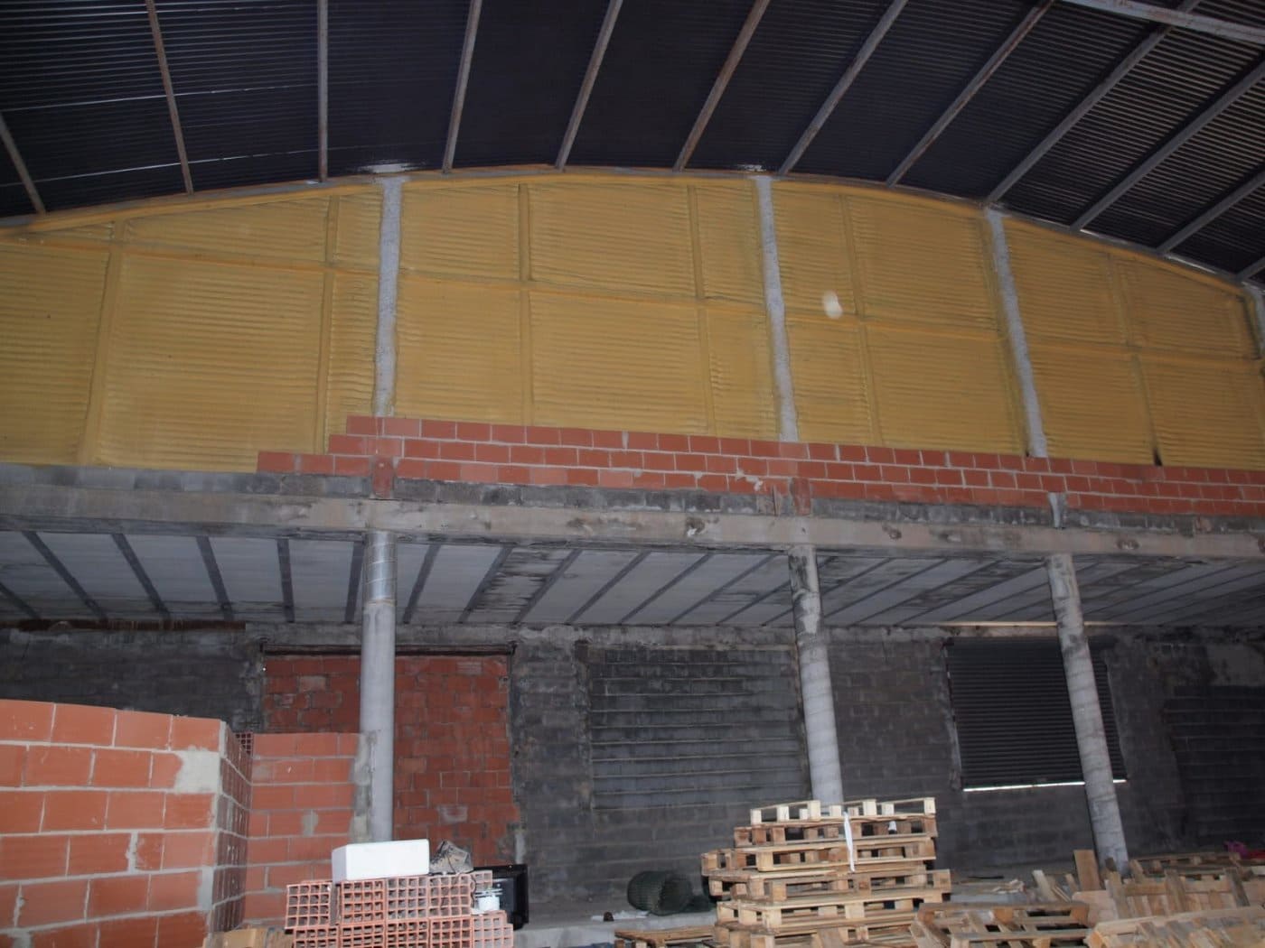 Empresa para venda em Belgida - 385 000 € (Ref: 7818788)