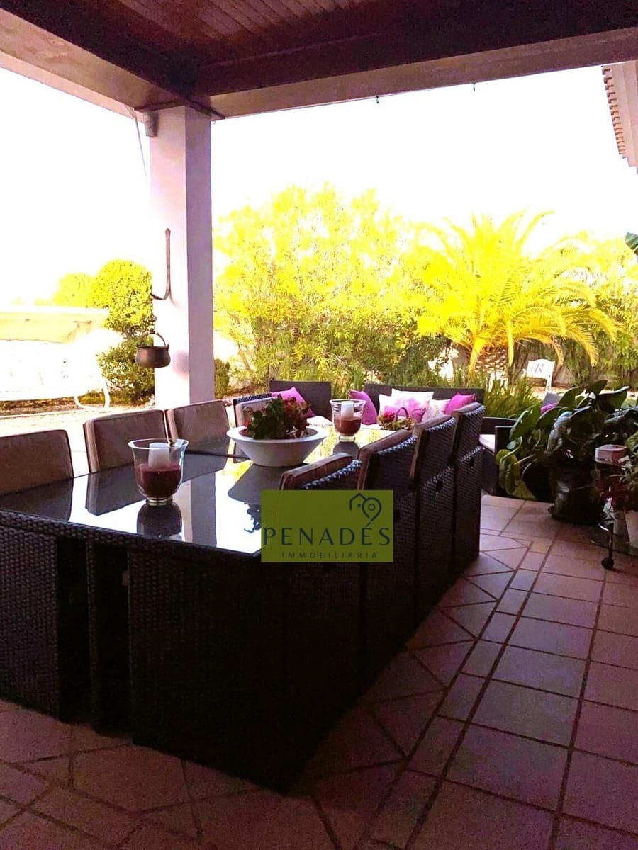 4 soveværelse Villa til salg i Ontinyent med garage - € 490.000 (Ref: 8675887)