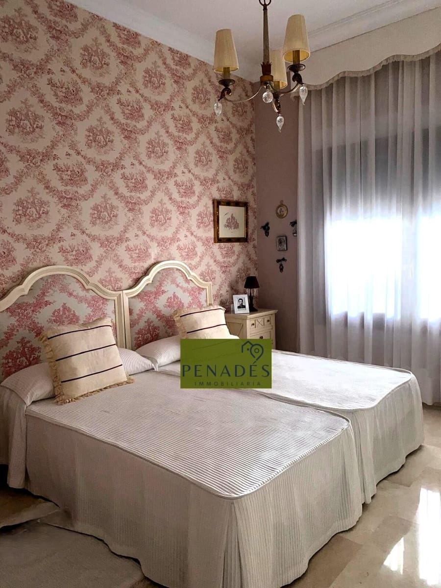 4 soveværelse Villa til salg i Ontinyent med garage - € 490.000 (Ref: 8675887)