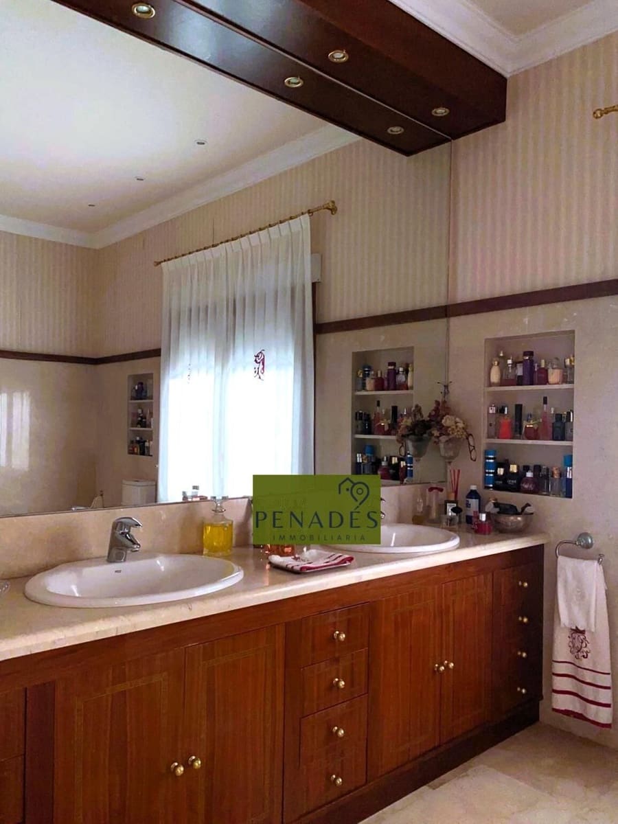 4 soveværelse Villa til salg i Ontinyent med garage - € 490.000 (Ref: 8675887)