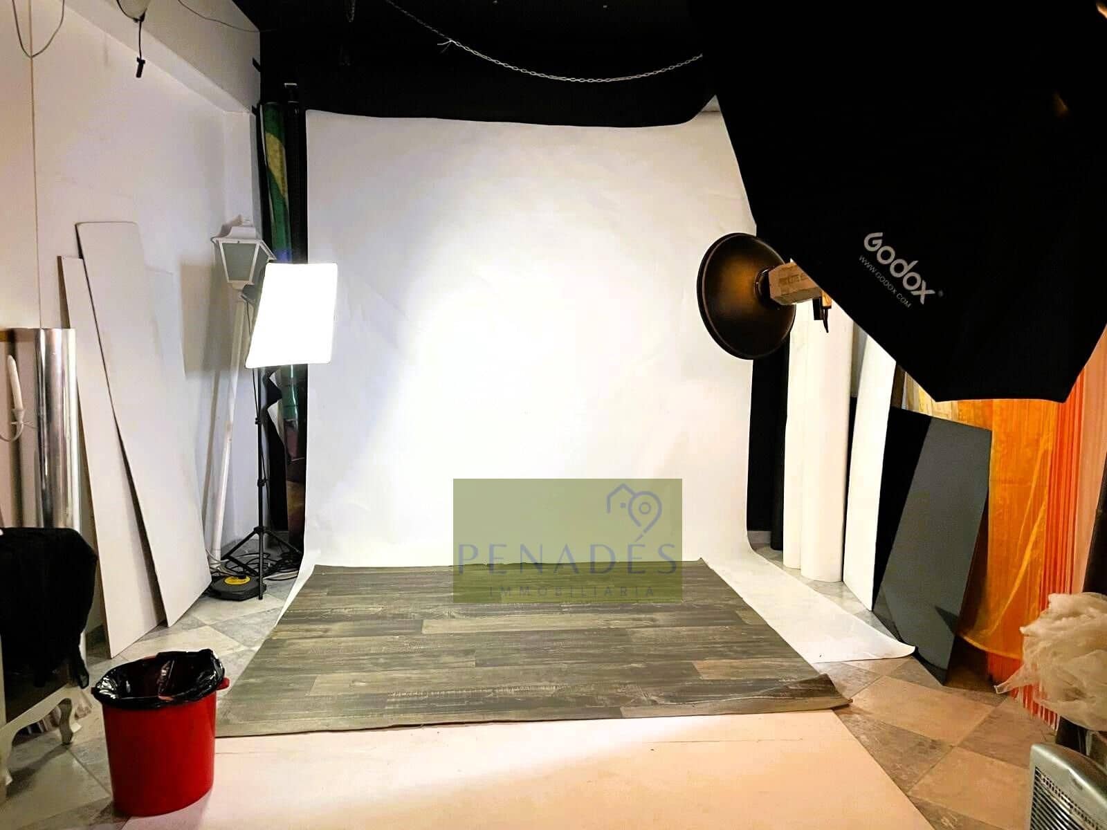 Commercial for sale in Ontinyent - € 120,000 (Ref: 8698205)