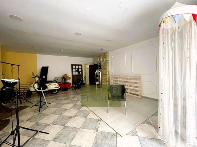 Commercial for sale in Ontinyent - € 120,000 (Ref: 8698205)