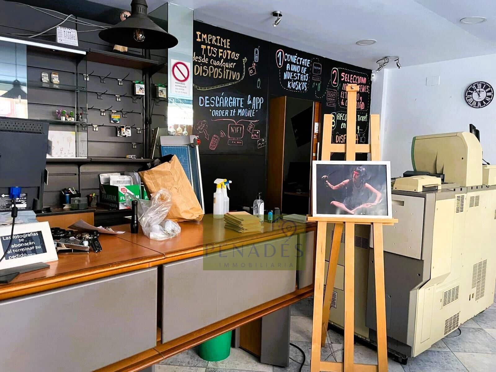 Commercial for sale in Ontinyent - € 120,000 (Ref: 8698205)