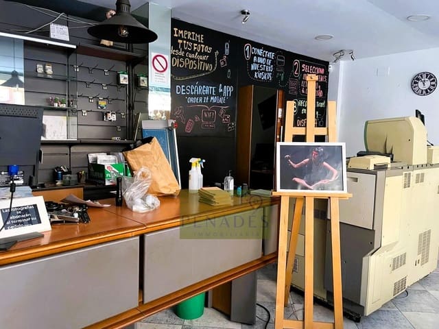 Commercial for sale in Ontinyent - € 120,000 (Ref: 8698205)