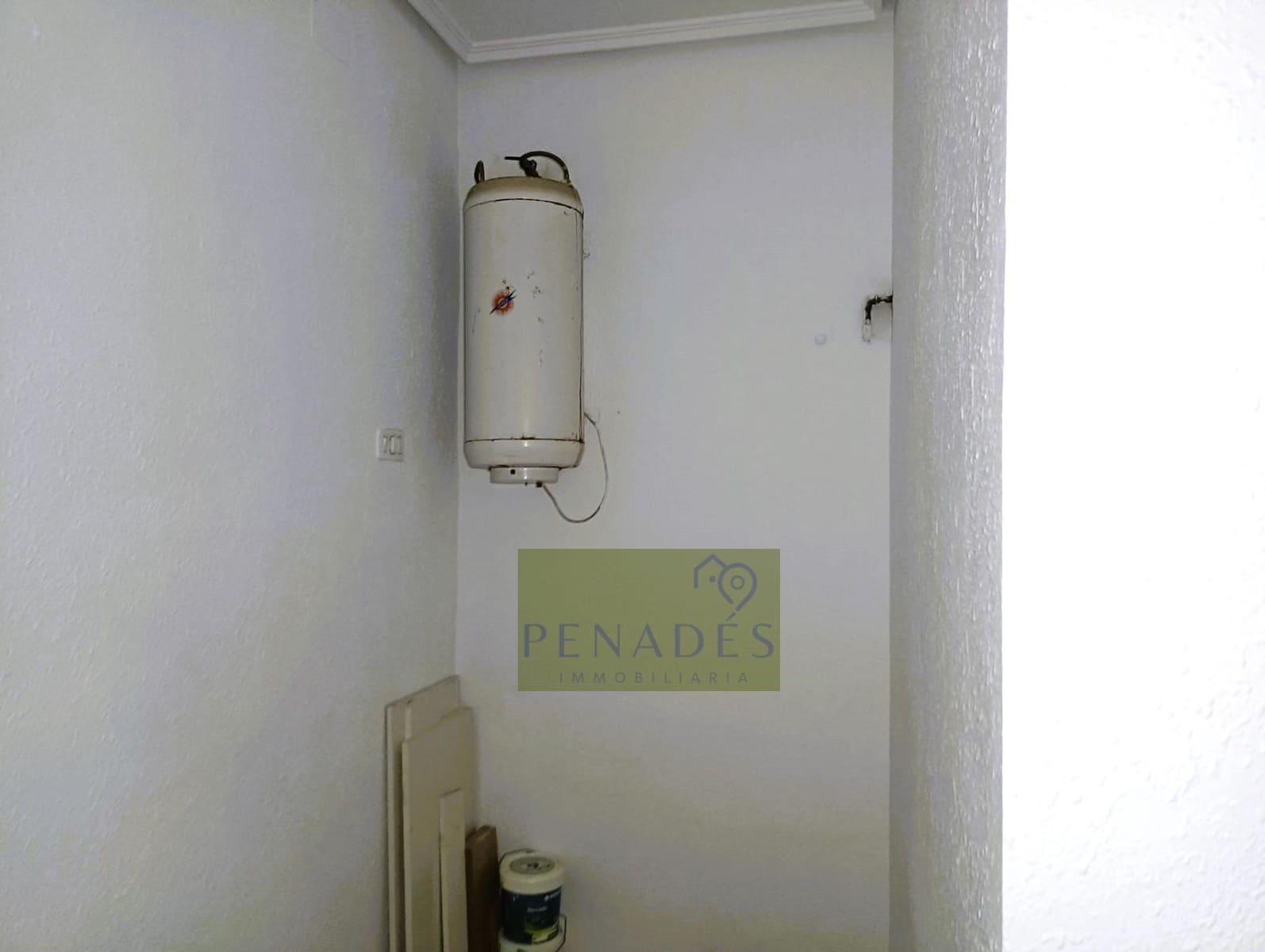 Erhverv til leje i Ontinyent - € 400 (Ref: 8836692)