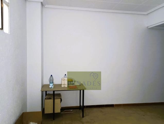 Erhverv til leje i Ontinyent - € 400 (Ref: 8836692)