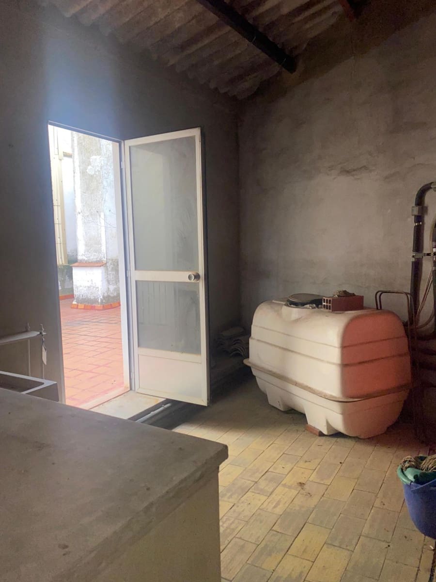 6 bedroom Townhouse for sale in Ontinyent - € 125,000 (Ref: 8836693)