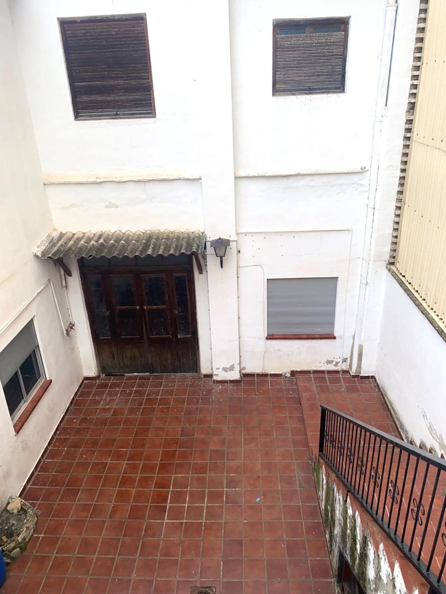 6 bedroom Townhouse for sale in Ontinyent - € 125,000 (Ref: 8836693)
