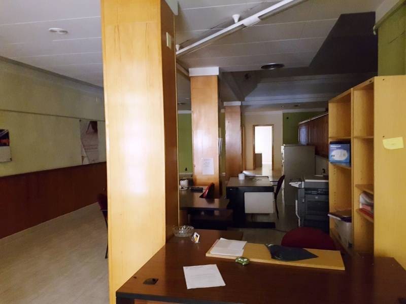 Commercial for sale in Ontinyent - € 135,000 (Ref: 8867379)