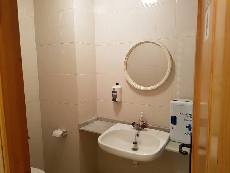 Commercial for sale in Ontinyent - € 135,000 (Ref: 8867379)