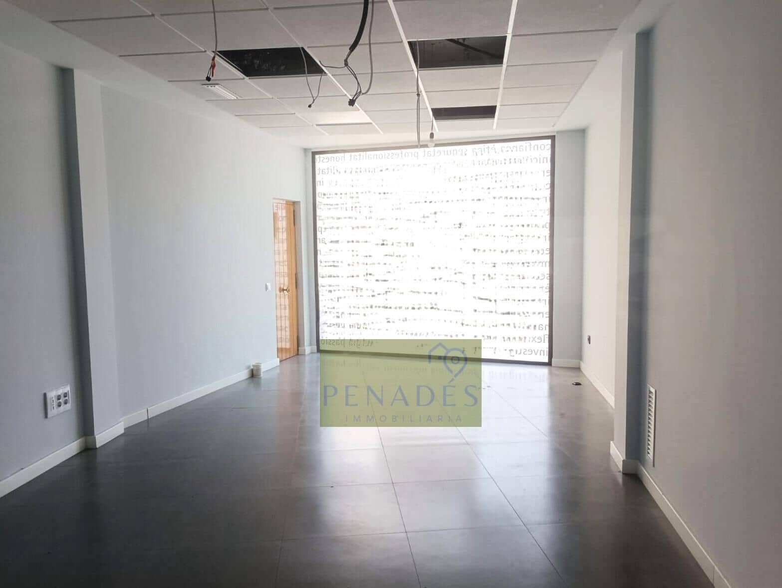 Erhverv til leje i Ontinyent - € 850 (Ref: 8918064)