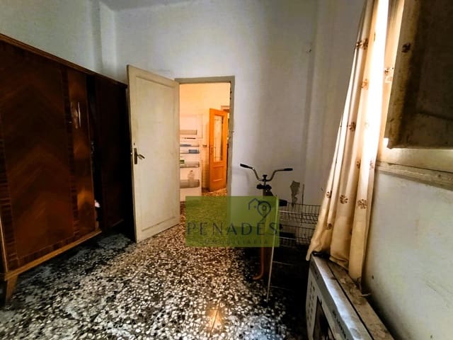 4 slaapkamer Appartement te koop in Ontinyent - € 69.900 (Ref: 8935032)