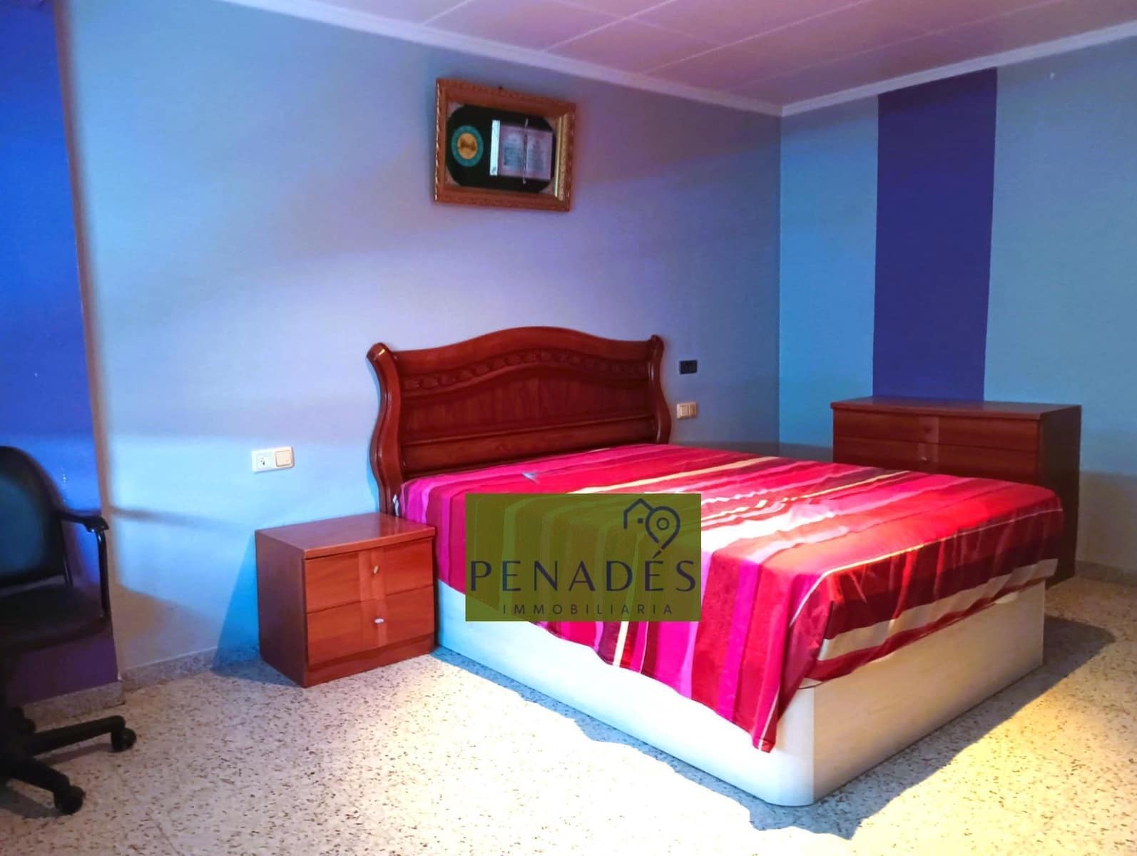 Piso de 3 habitaciones en Ontinyent en venta - 100.000 € (Ref: 8988330)