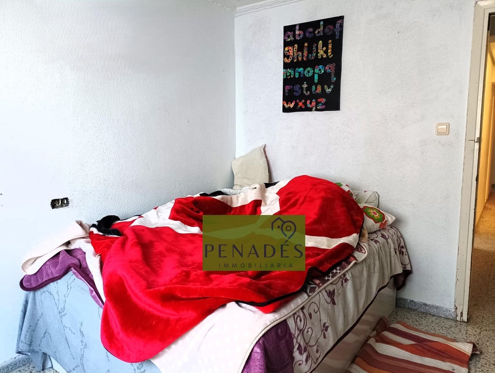 Piso de 3 habitaciones en Ontinyent en venta - 100.000 € (Ref: 8988330)