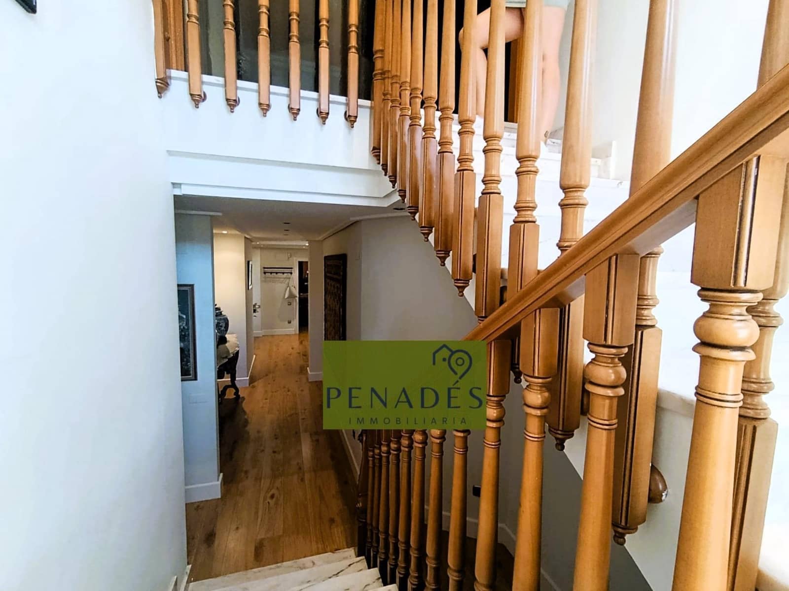 4 sypialnia Willa na sprzedaż w Ontinyent z basenem garażem - 690 000 € (Ref: 9020760)