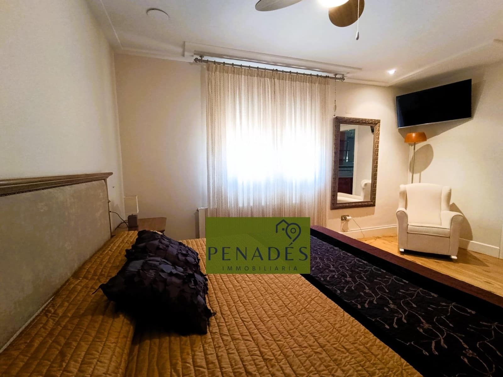 4 sypialnia Willa na sprzedaż w Ontinyent z basenem garażem - 690 000 € (Ref: 9020760)