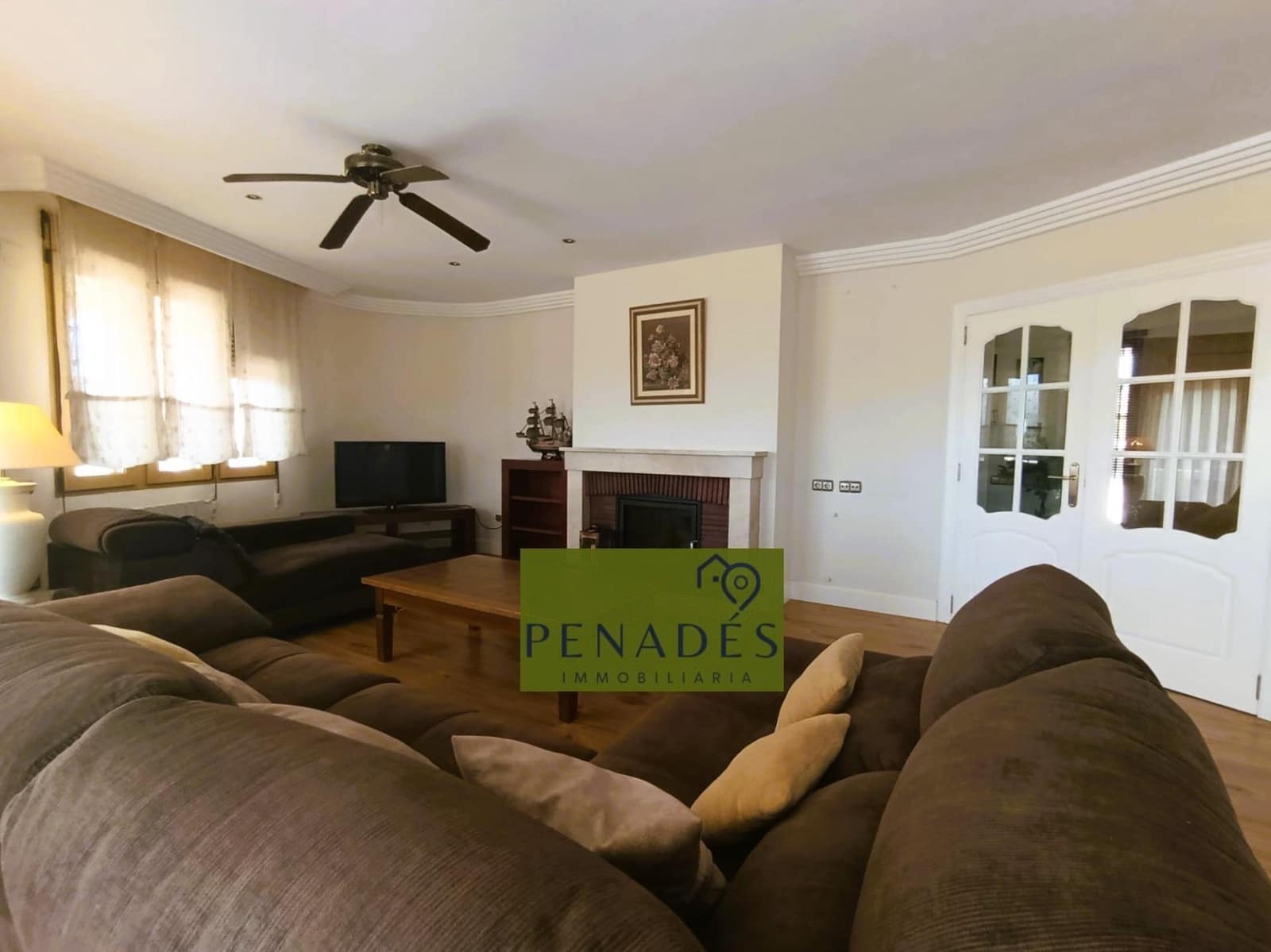 4 sypialnia Willa na sprzedaż w Ontinyent z basenem garażem - 690 000 € (Ref: 9020760)