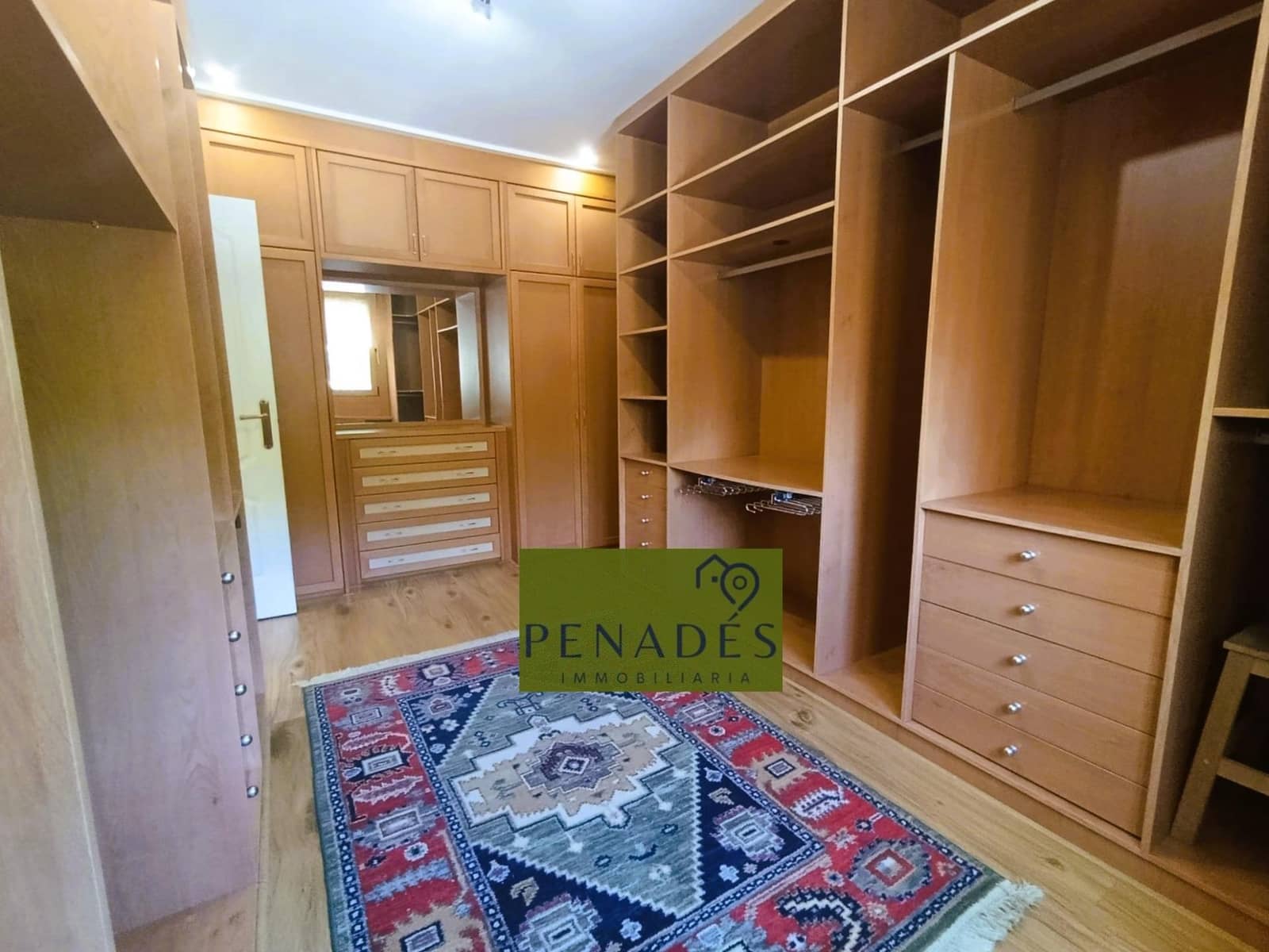 4 sypialnia Willa na sprzedaż w Ontinyent z basenem garażem - 690 000 € (Ref: 9020760)