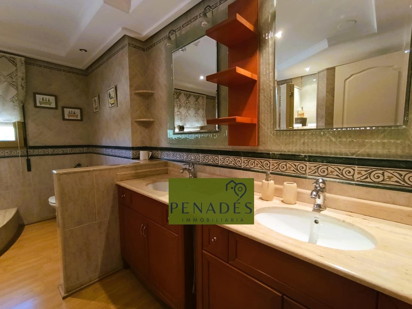 4 sypialnia Willa na sprzedaż w Ontinyent z basenem garażem - 690 000 € (Ref: 9020760)