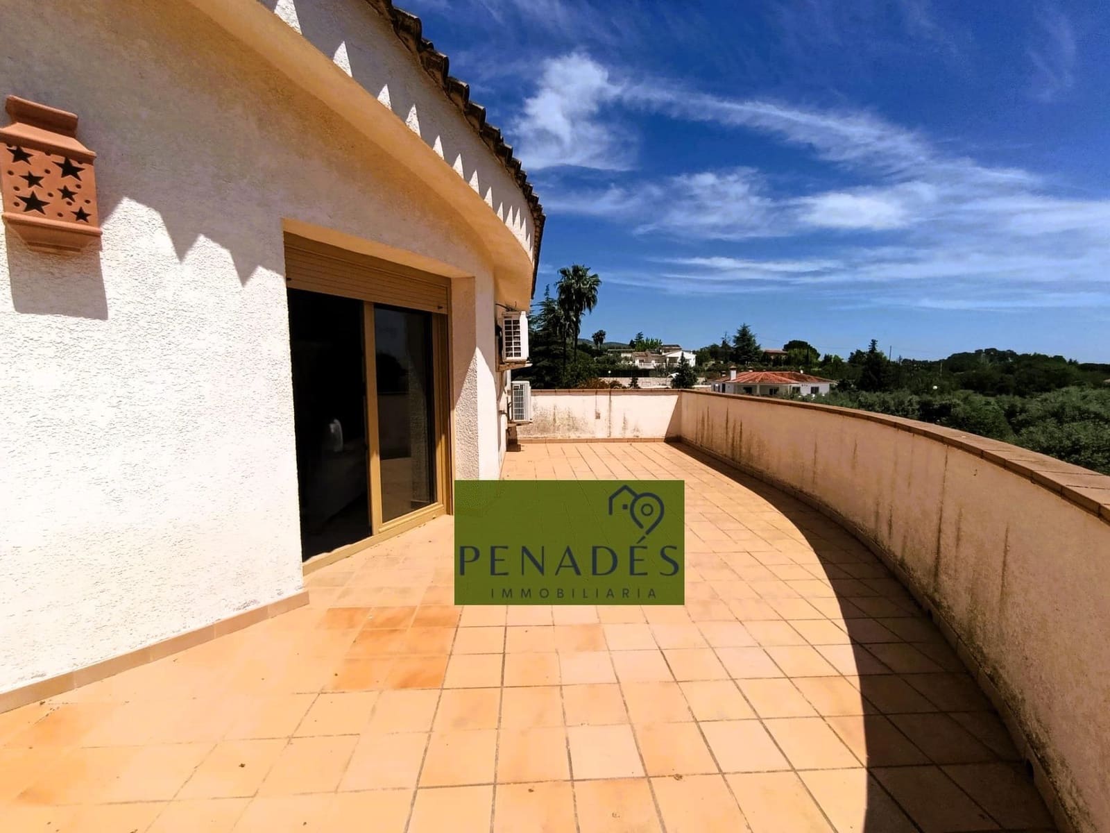 4 sypialnia Willa na sprzedaż w Ontinyent z basenem garażem - 690 000 € (Ref: 9020760)