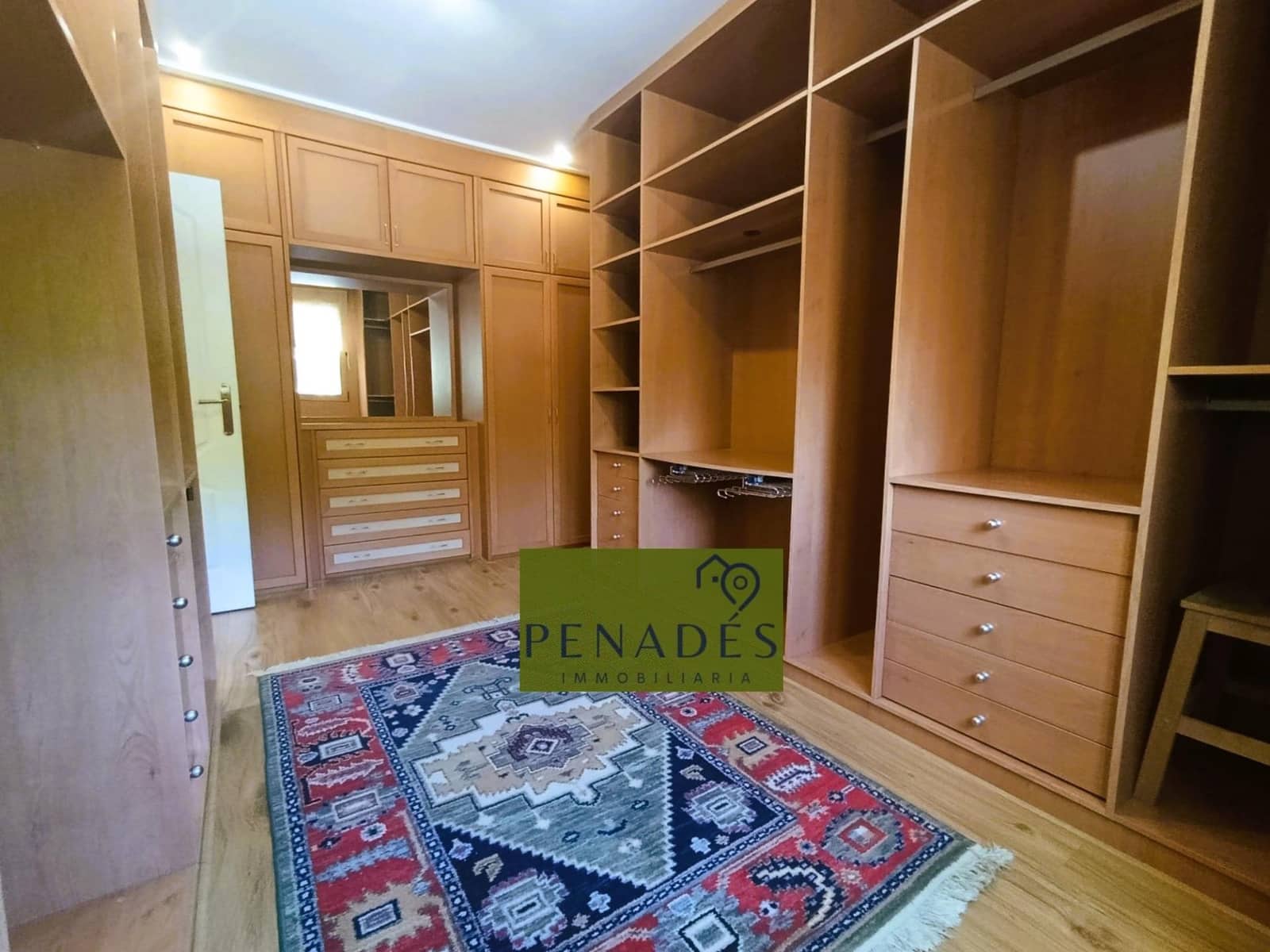 4 sypialnia Willa na sprzedaż w Ontinyent z basenem garażem - 690 000 € (Ref: 9020760)