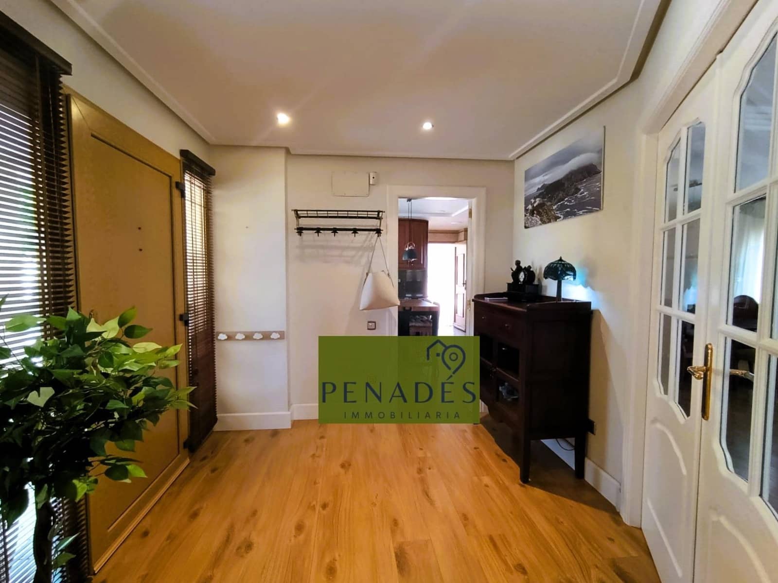 4 sypialnia Willa na sprzedaż w Ontinyent z basenem garażem - 690 000 € (Ref: 9020760)