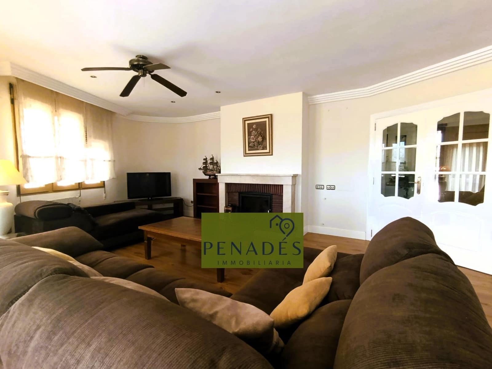 4 sypialnia Willa na sprzedaż w Ontinyent z basenem garażem - 690 000 € (Ref: 9020760)