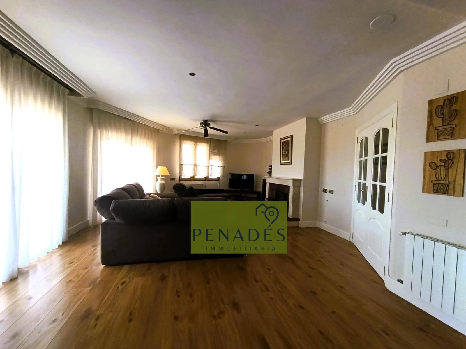 4 sypialnia Willa na sprzedaż w Ontinyent z basenem garażem - 690 000 € (Ref: 9020760)