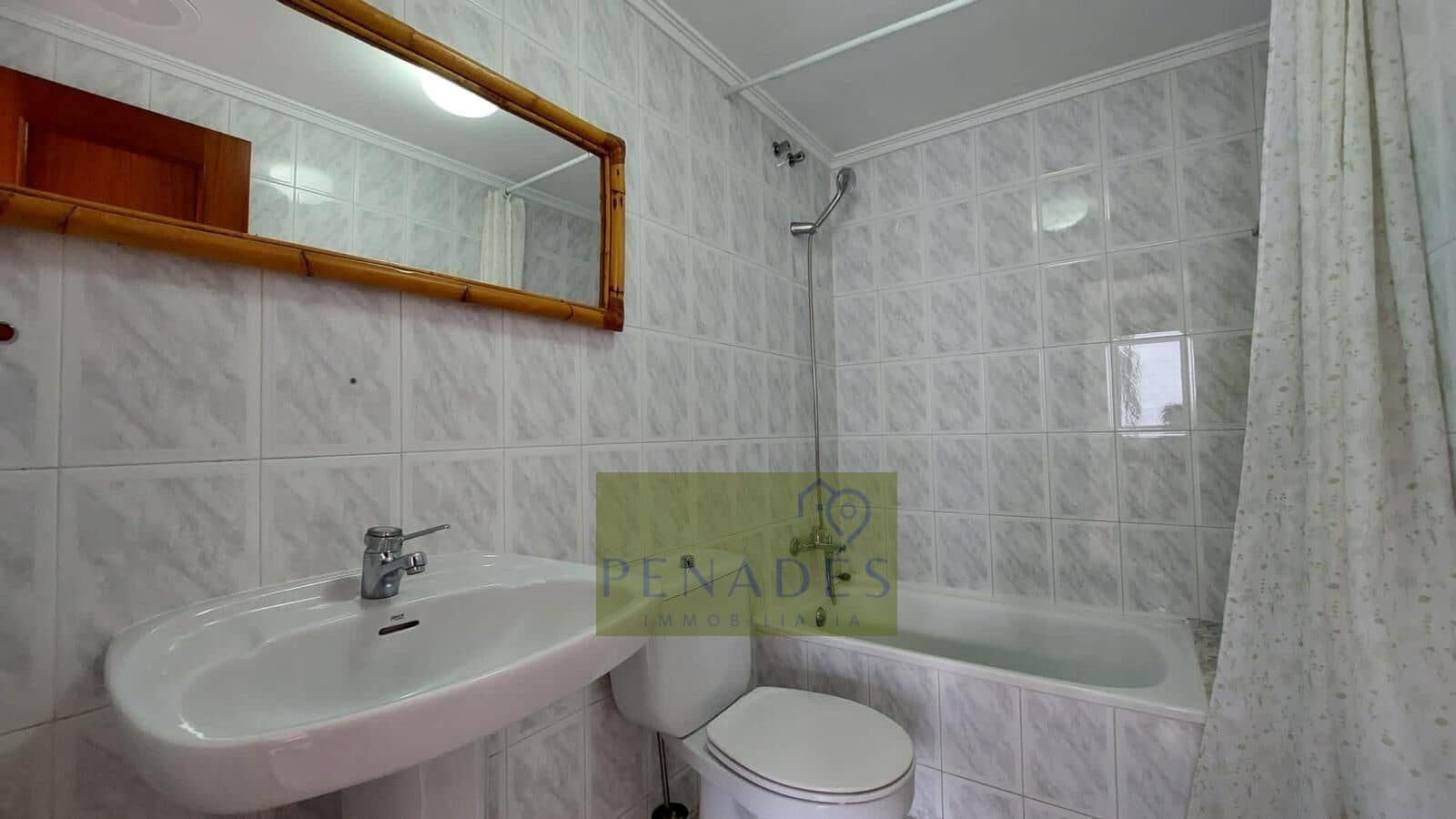 4 chambre Appartement à vendre à Ontinyent avec garage - 150 000 € (Ref: 9020761)