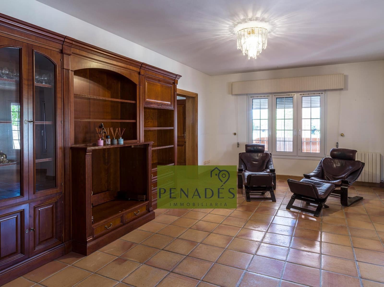 5 sypialnia Willa na sprzedaż w Ontinyent z basenem - 620 000 € (Ref: 9029795)