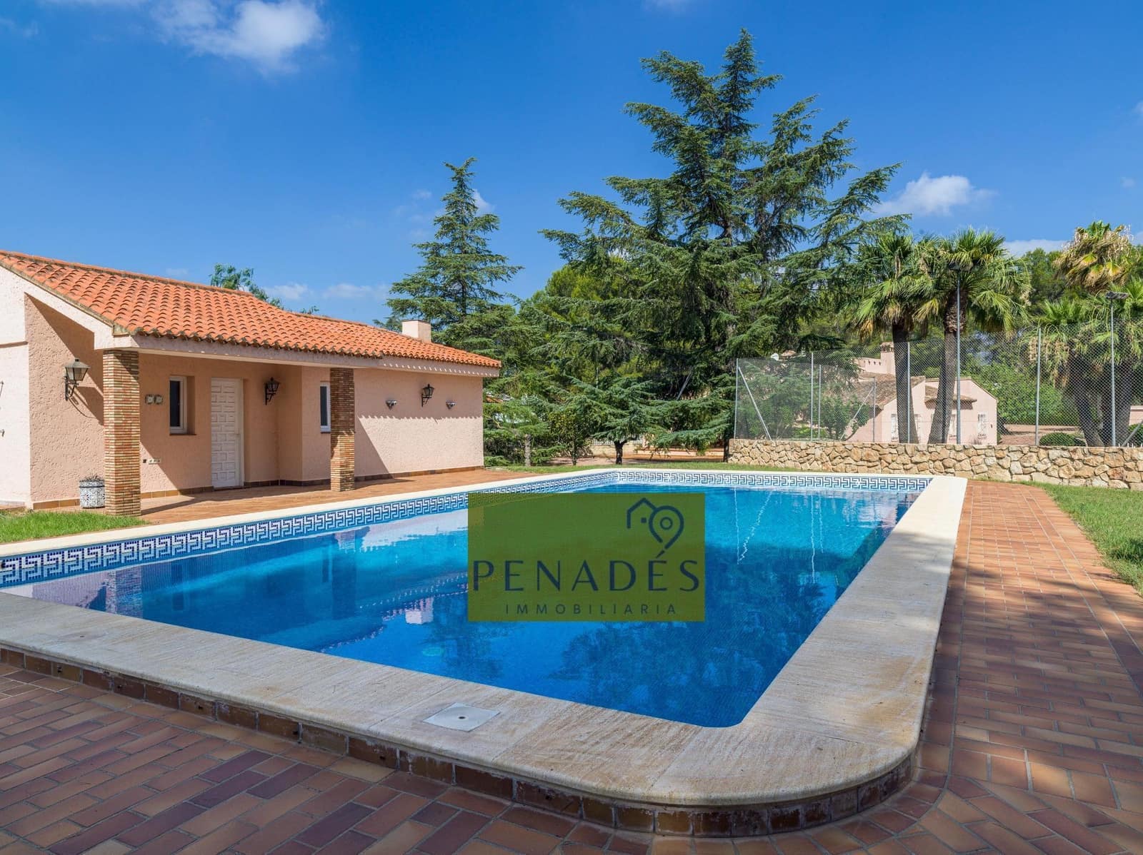 5 sypialnia Willa na sprzedaż w Ontinyent z basenem - 620 000 € (Ref: 9029795)