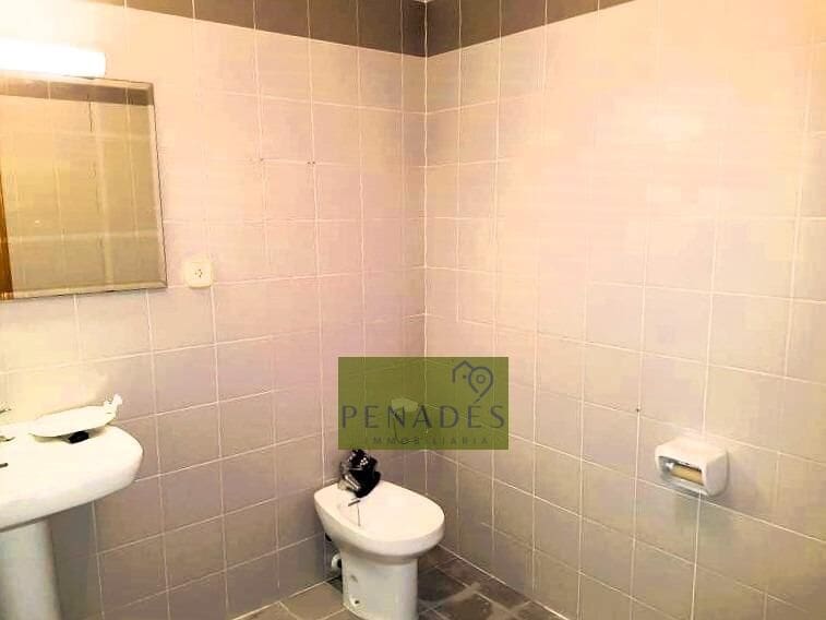 Erhverv til salg i Ontinyent - € 80.000 (Ref: 9104831)