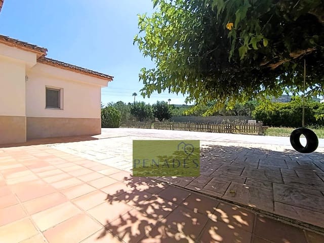 3 makuuhuone Huvila myytävänä paikassa Ontinyent mukana 
autotalli - 370 000 € (Ref: 9116316)