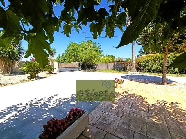 3 makuuhuone Huvila myytävänä paikassa Ontinyent mukana 
autotalli - 370 000 € (Ref: 9116316)