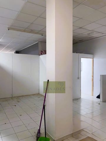 Commercial for sale in Ontinyent - € 122,000 (Ref: 9118925)