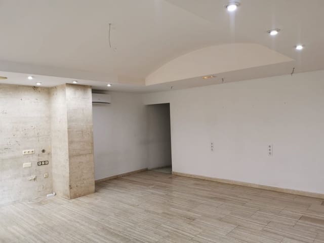 Commercial for rent in Ontinyent - € 490 (Ref: 9118932)